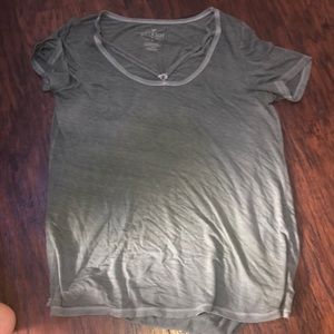 cute and trendy top from american eagle